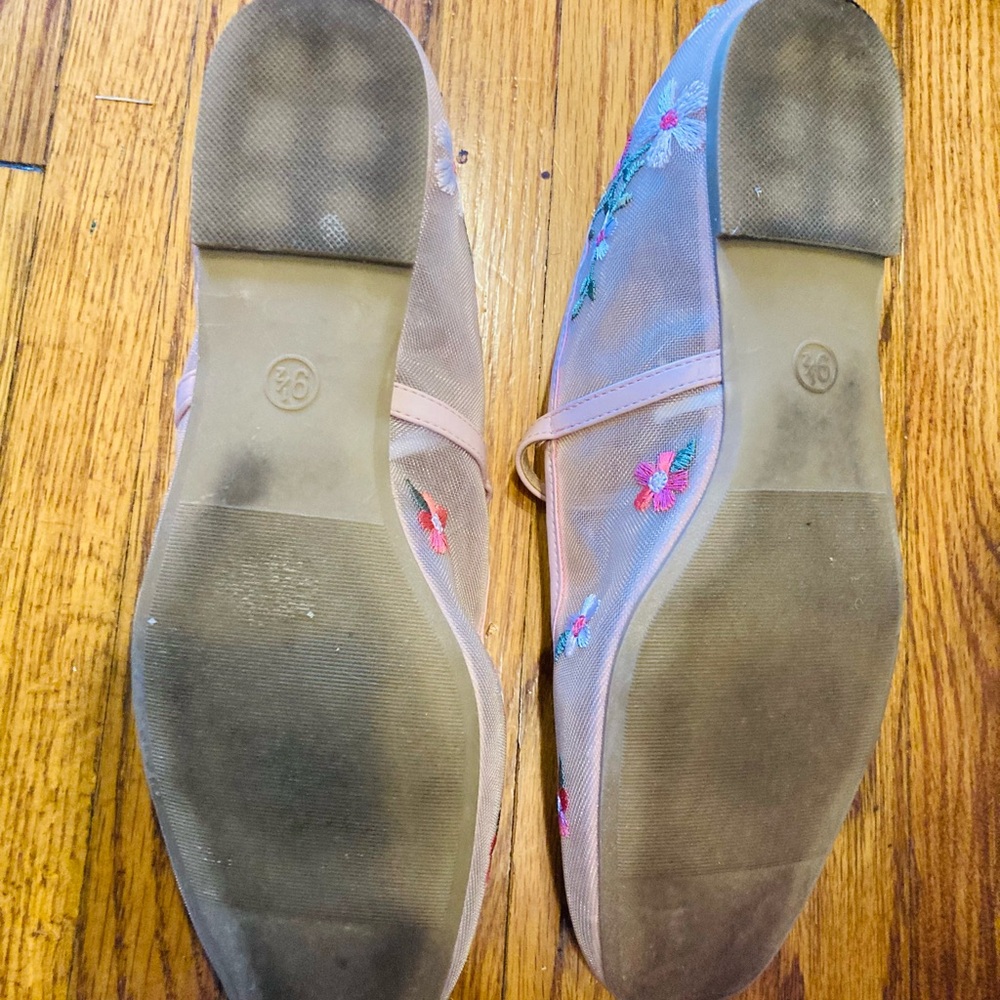 Embroidered pink mesh ballet flats - Picture 2 of 2